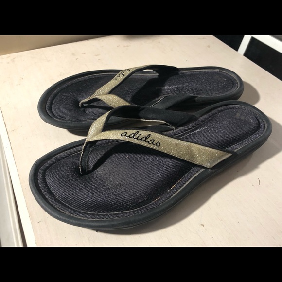 adidas black thong flip flop